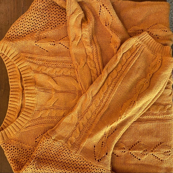 Mustard Yellow Cable Knit Off-shoulder Sweater - Picture 4 of 4